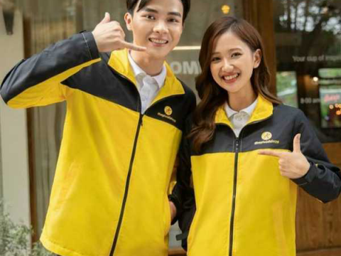 Mẫu áo khoác gió vải dù may 2 lớp