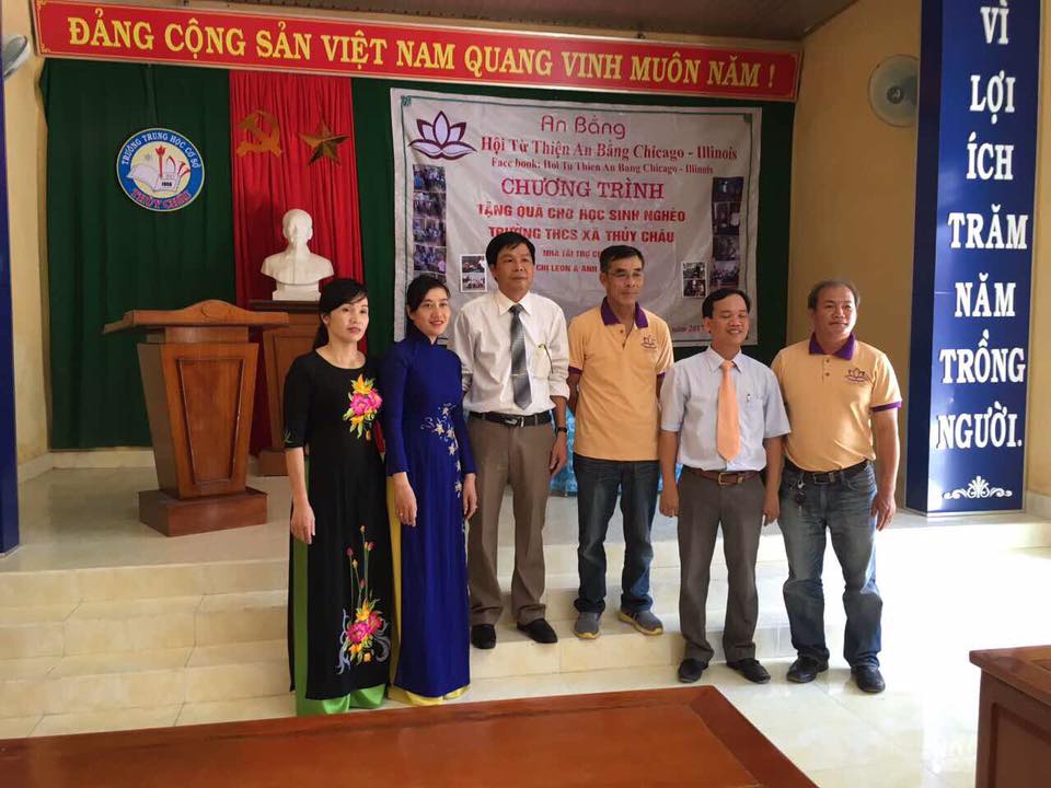 đồng phục hế lô